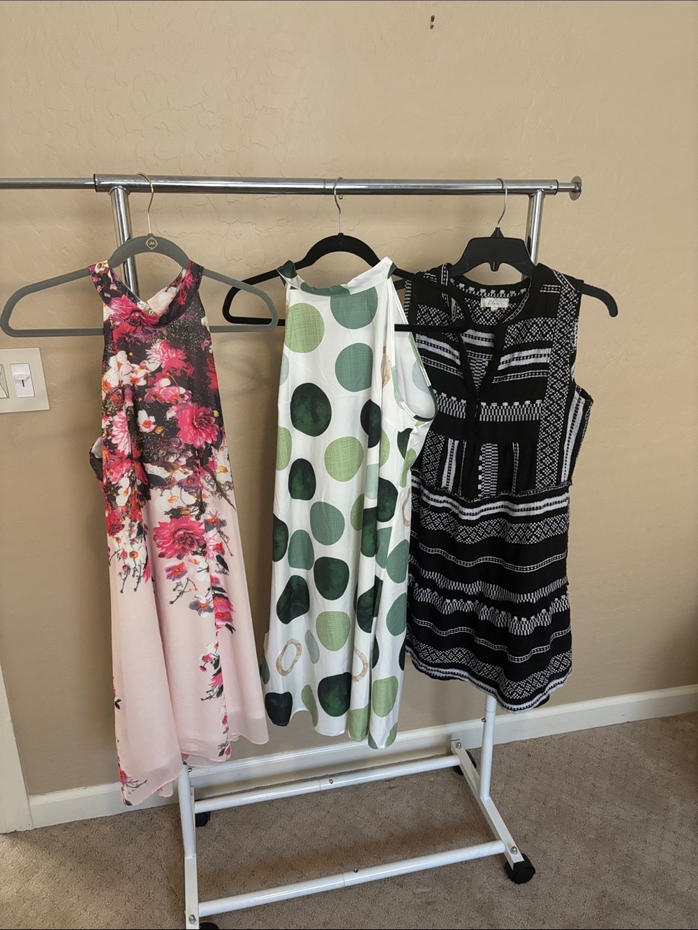 Elan set of 3 sleeveless dresses like new